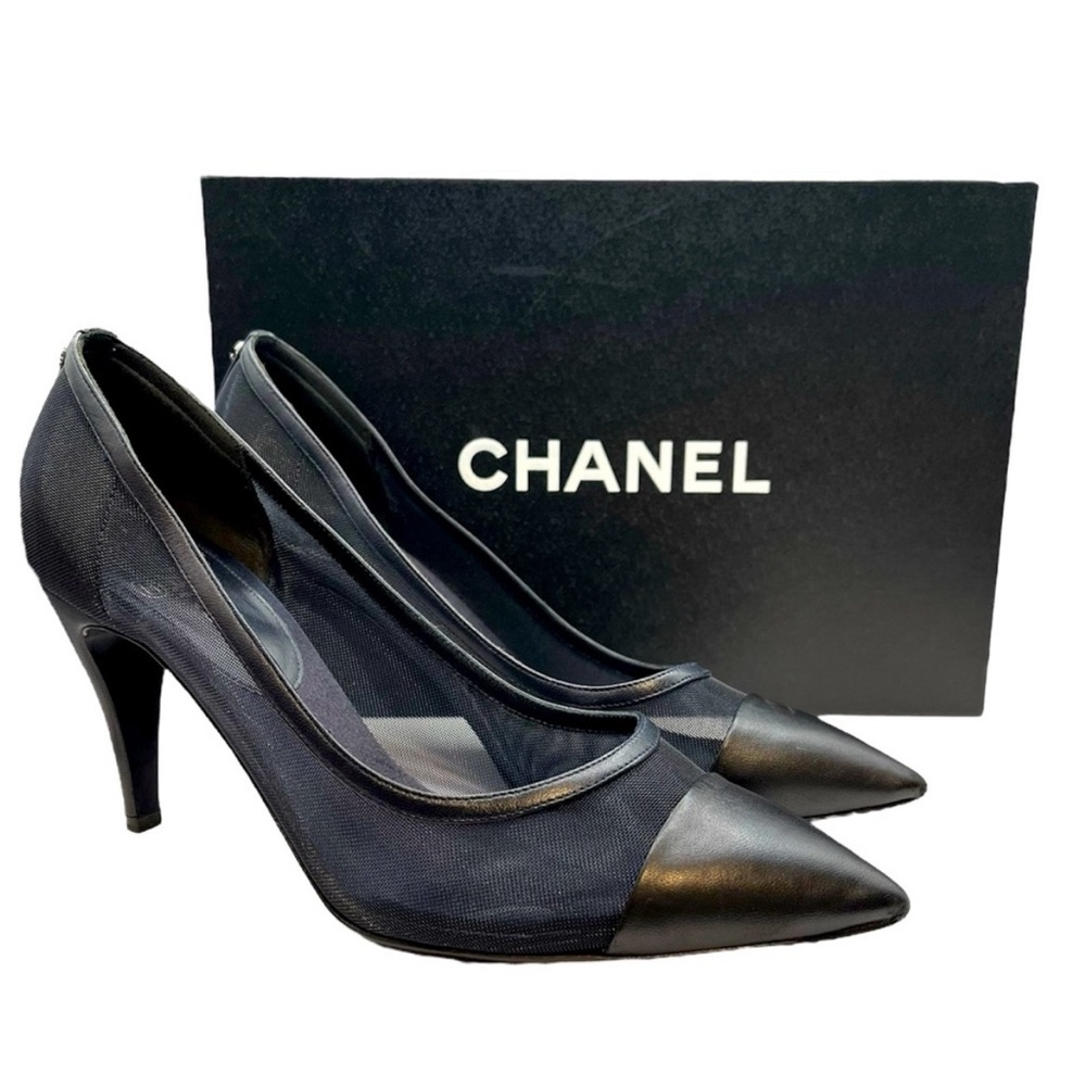 CHANEL Mesh Cap Toe Pumps 39.5 Navy CC Logo Heels Cruise 2014 Karl Lagerfeld - Picture 3 of 15